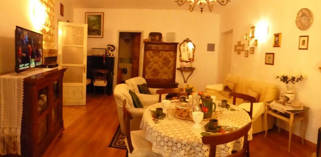 Casa Vacanze Sole Borghetto d'Arroscia Buitenkant foto