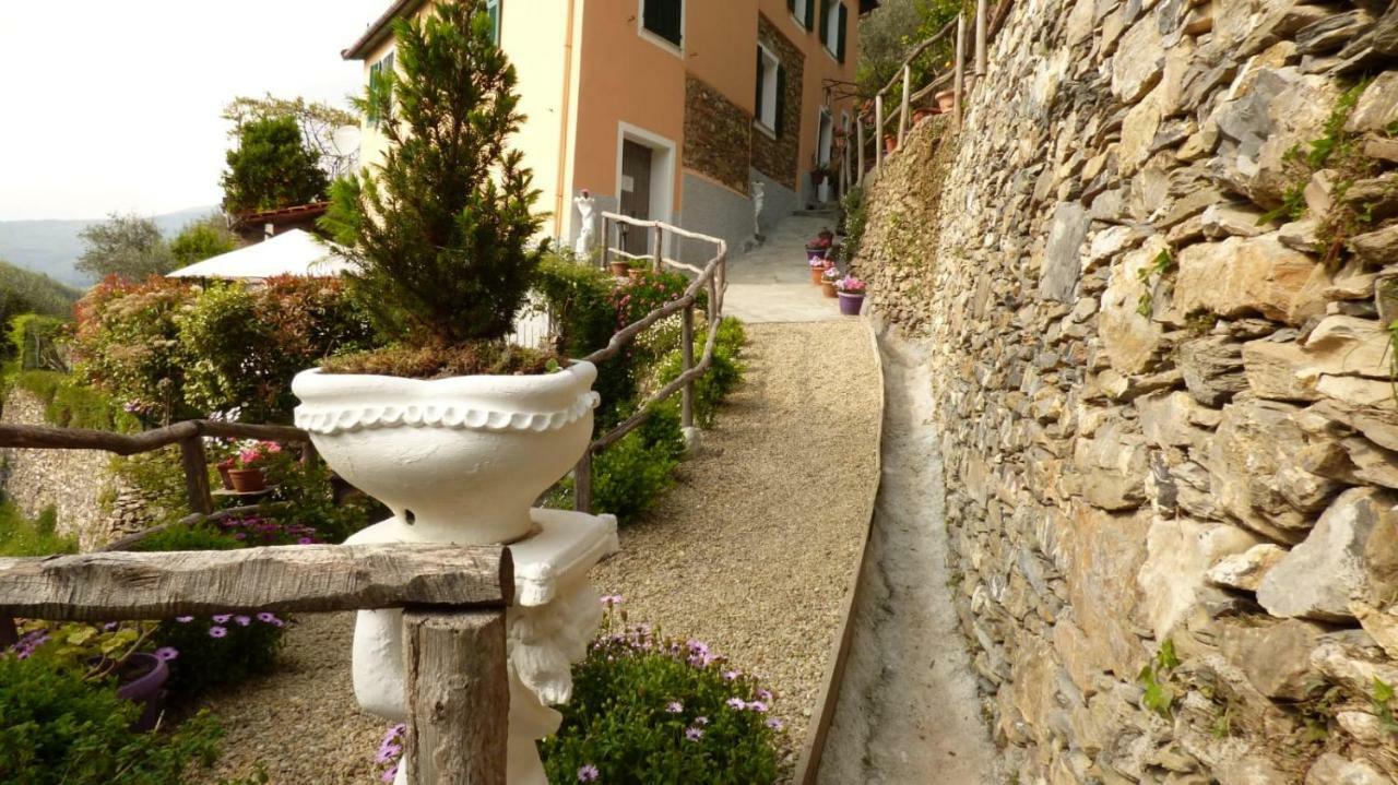 Casa Vacanze Sole Borghetto d'Arroscia Buitenkant foto